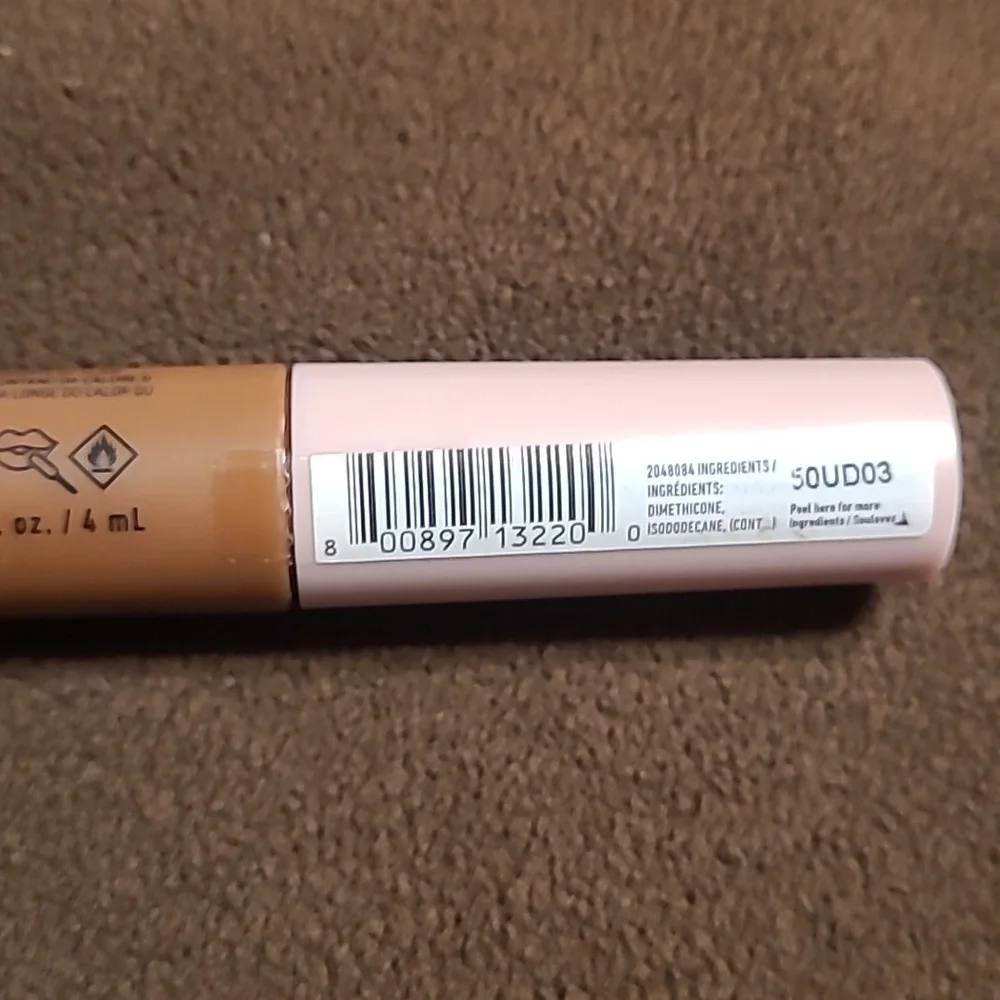 NYX LIP Lingerie XXL Hot Carmelo NWT sealed